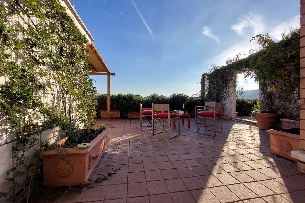 Apartamento Beautiful Loft In Ponte Milvio With Terrace Roma Exterior foto