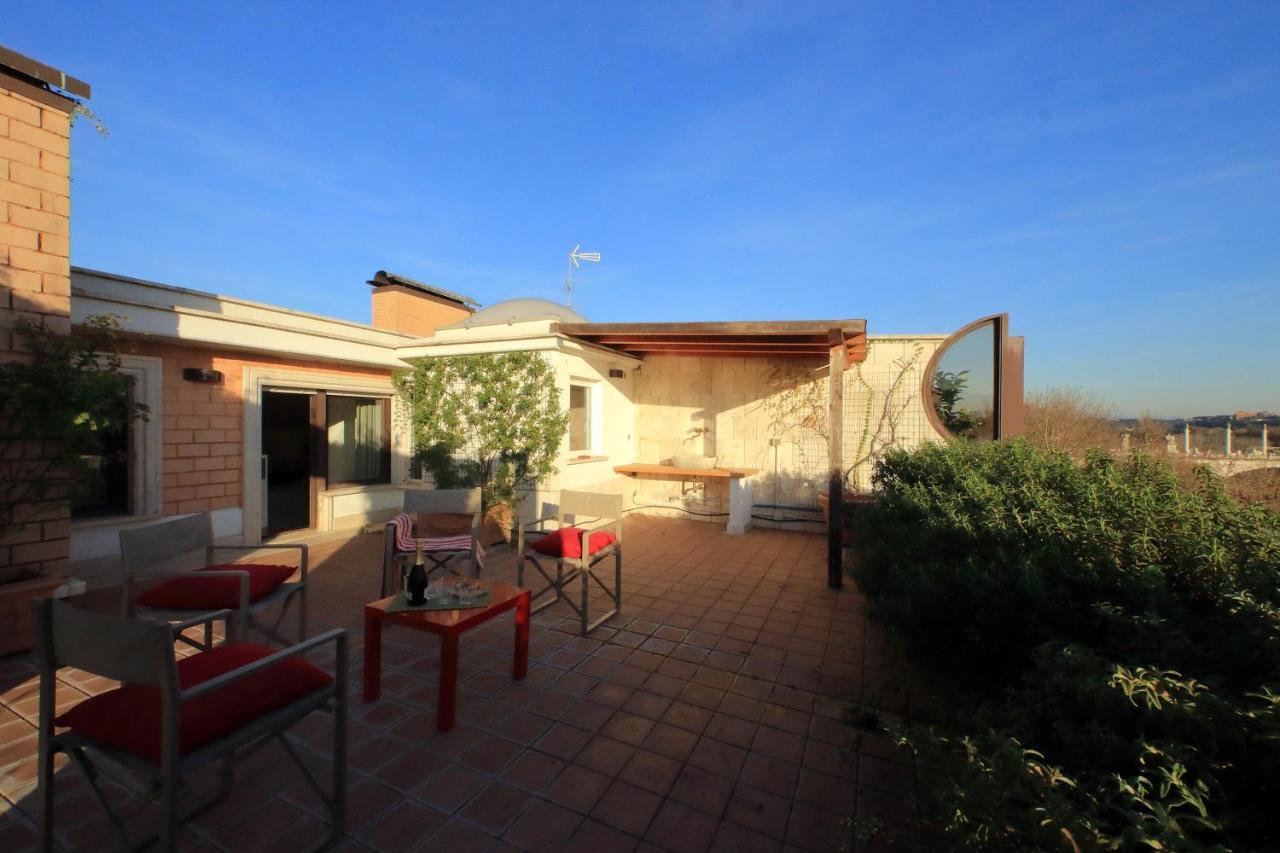 Apartamento Beautiful Loft In Ponte Milvio With Terrace Roma Exterior foto