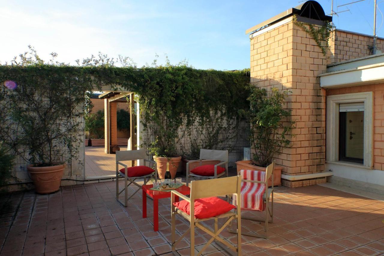 Apartamento Beautiful Loft In Ponte Milvio With Terrace Roma Exterior foto