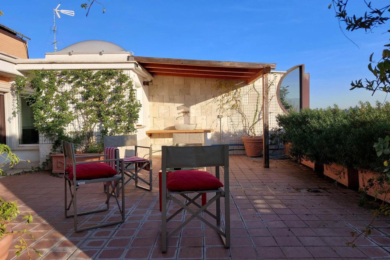 Apartamento Beautiful Loft In Ponte Milvio With Terrace Roma Exterior foto
