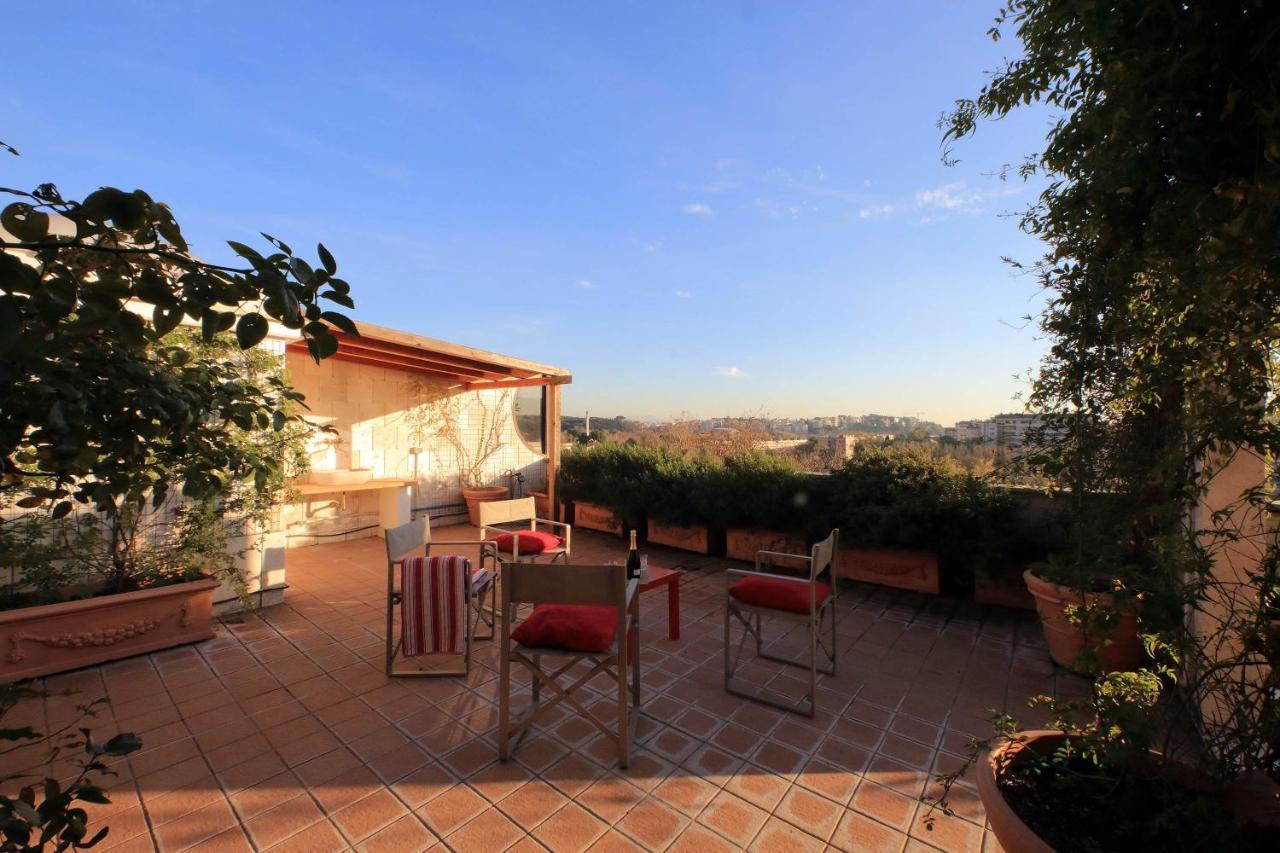 Apartamento Beautiful Loft In Ponte Milvio With Terrace Roma Exterior foto