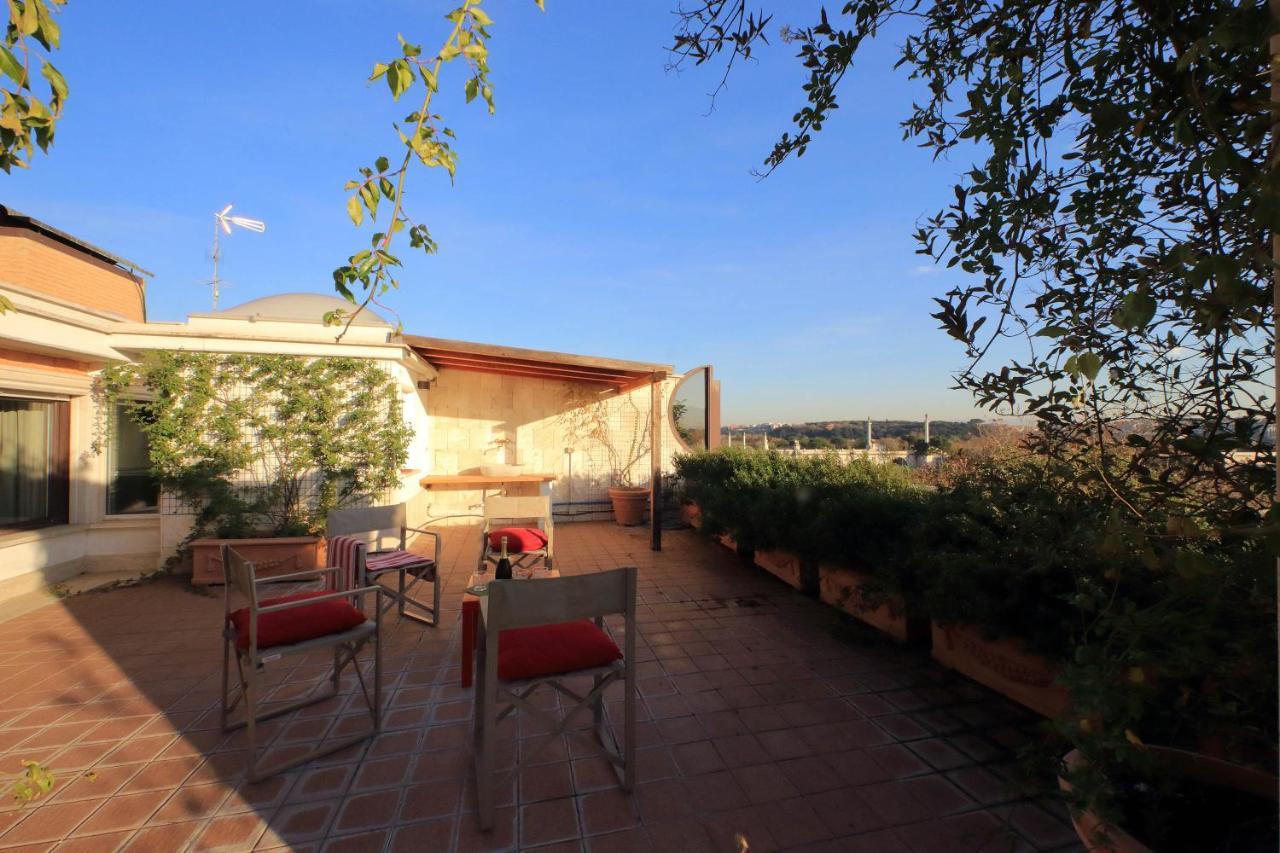 Apartamento Beautiful Loft In Ponte Milvio With Terrace Roma Exterior foto