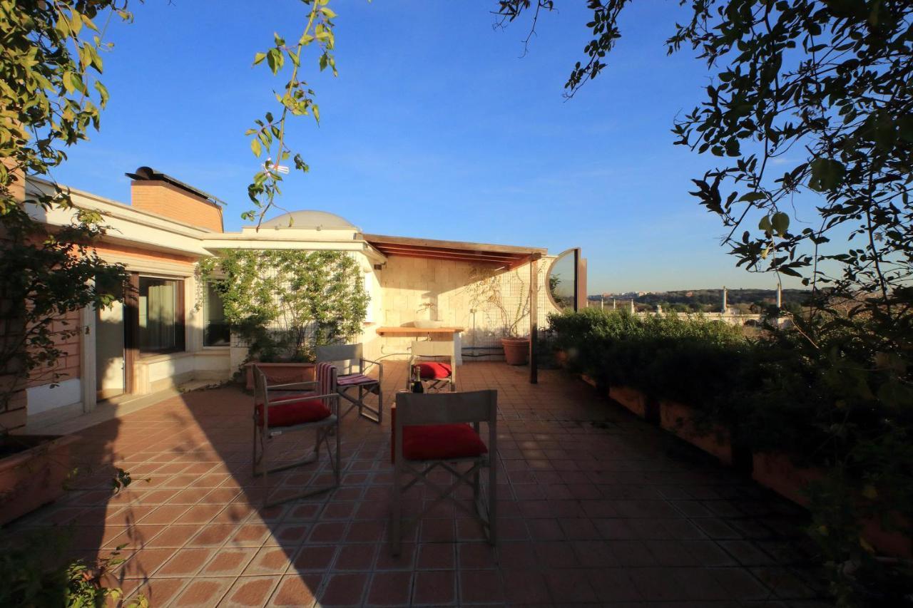 Apartamento Beautiful Loft In Ponte Milvio With Terrace Roma Exterior foto